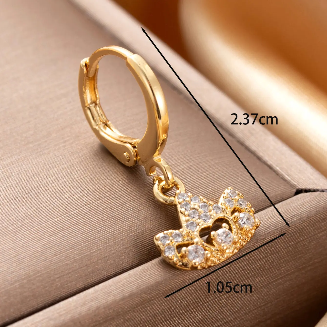 1 Piece Simple Series Crown  Copper 18K Gold Plated Zircon Women's Dangle Earrings h5 